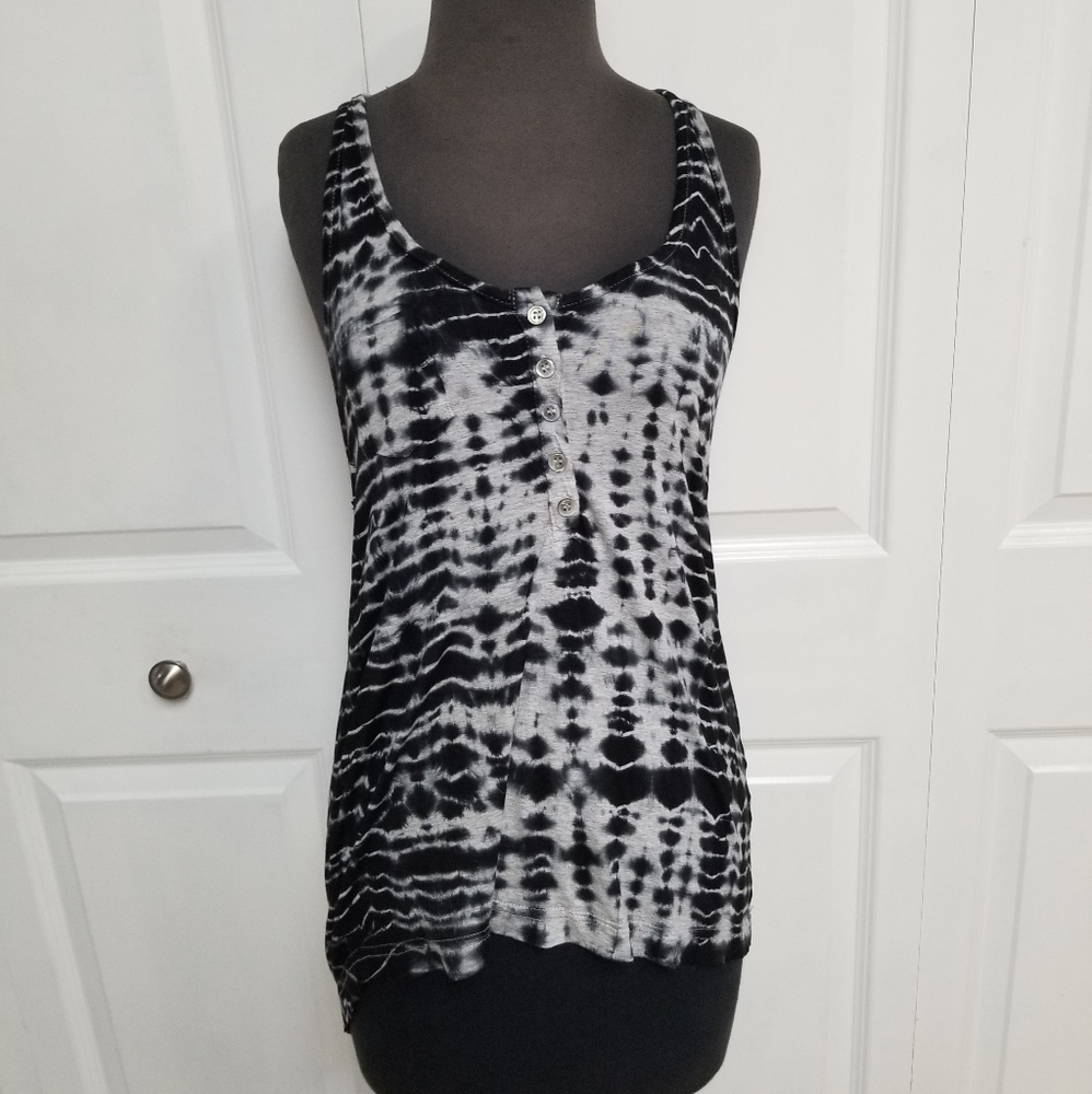 🛍 Patterson J Kincaid Woman's Small Tank Top